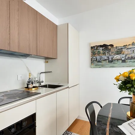 Colosseum Luxury 26 Daire Roma