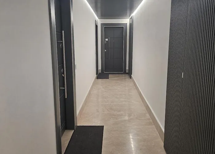 Colosseum Luxury 26 아파트