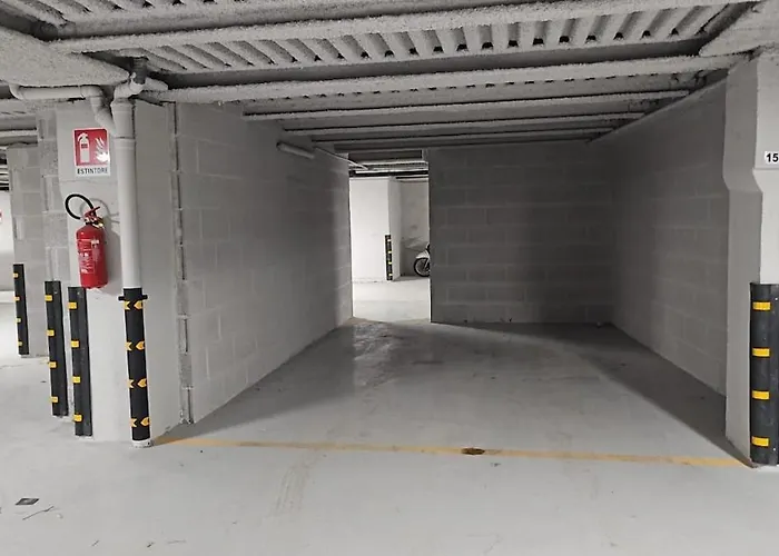 Colosseum Luxury 26 *