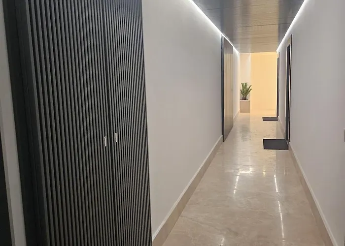 Colosseum Luxury 26 아파트